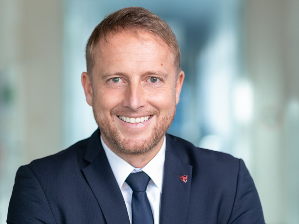 Prof. Dr. Dirk Hecker